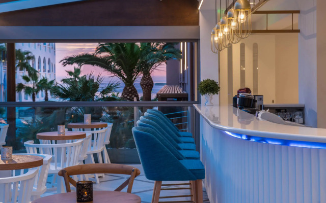MARI KRISTIN Beach Hotel - Adults Only