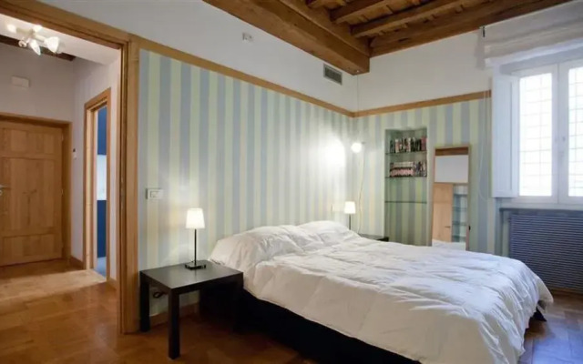 Rental in Rome Pantheon Suite