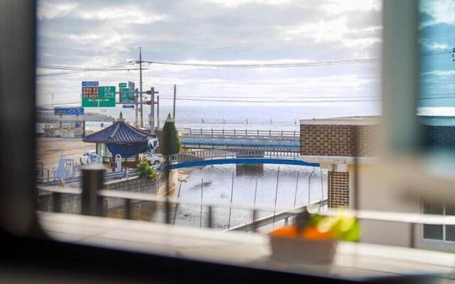 Yeongdeog Hajeo Pension