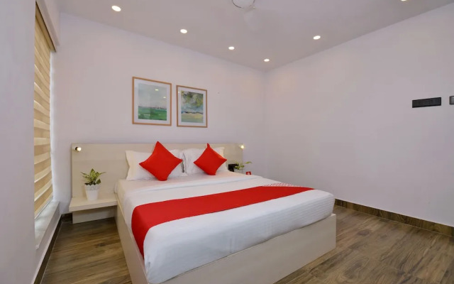 OYO Townhouse 539 Transit Express