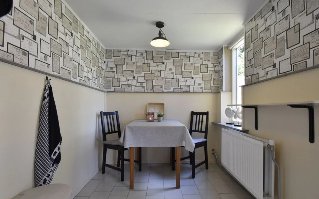 Lovely Holiday Home With Garden, Barbecue, Garden Furniture