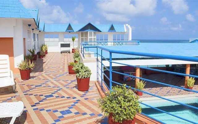 Calypso Beach Hotel