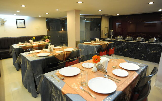 Hotel Lee International