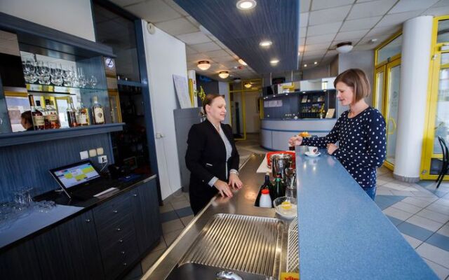 Quality Inn Mountain Ranch Resort