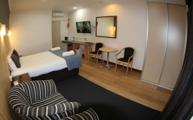 Sleepy Hill Motor Inn