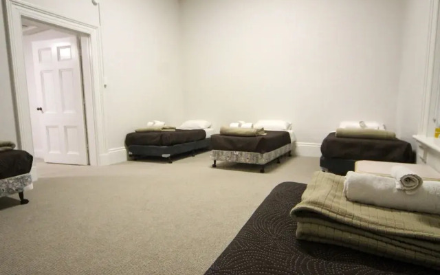 Seafield Tower Glenelg Apartment no 2