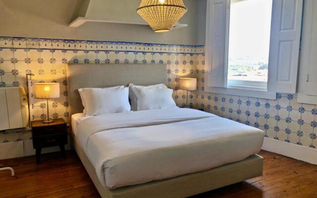 Magnlia Porto Hostel  Suites