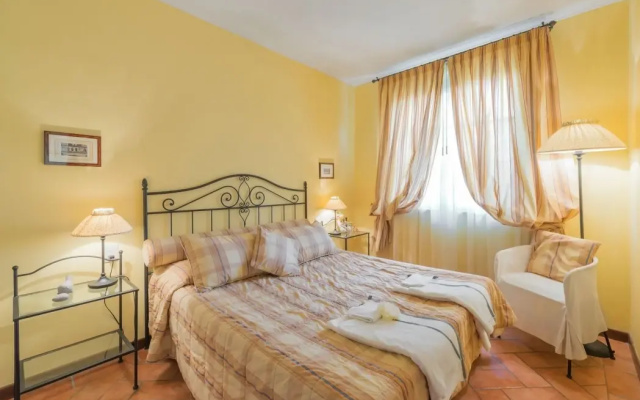 La Torre Apartments