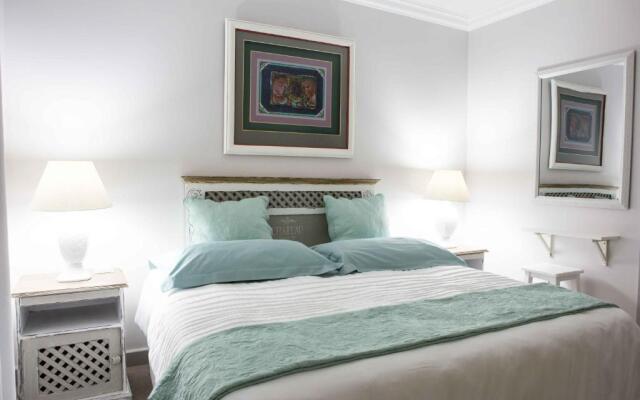 Relaxing holiday apartment home with sea view