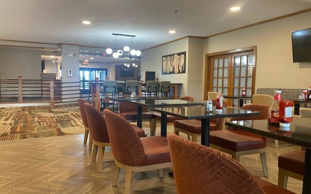 Best Western Fremont/Angola I-80/90 Toll Road