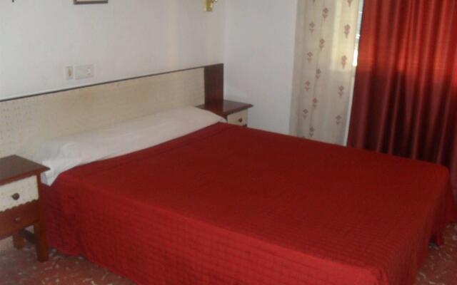 Hostal Escandinavia