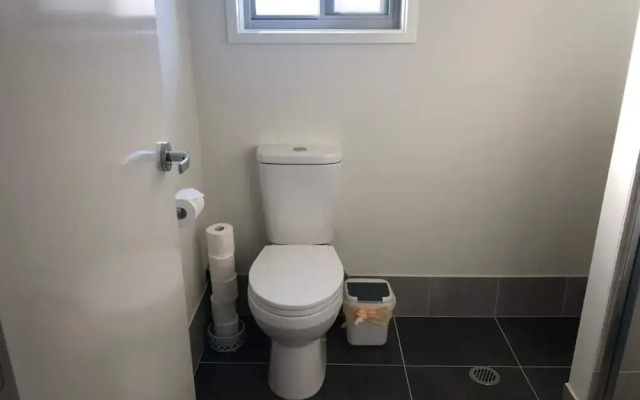 Apartment Stay Close to Surfers Paradise