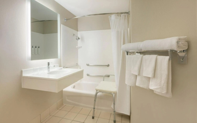 SpringHill Suites by Marriott Newark Liberty International