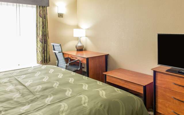 Quality Inn & Suites Columbus West - Hilliard