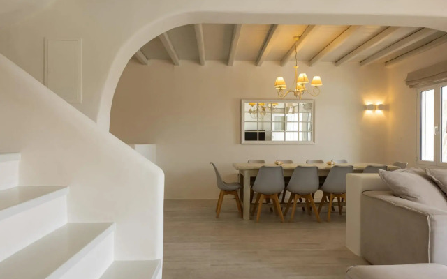 Luxury House with with Jetted Tub & Sea View 3AB