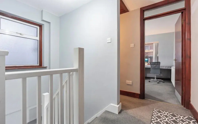 Luxury London Apartment With 3 Bedrooms