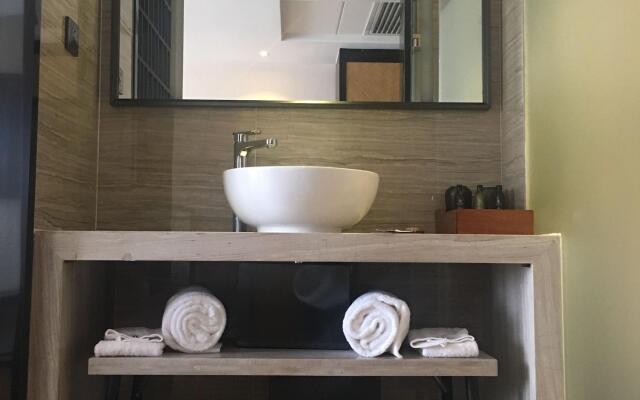 Relax Season Hotel Dongmen