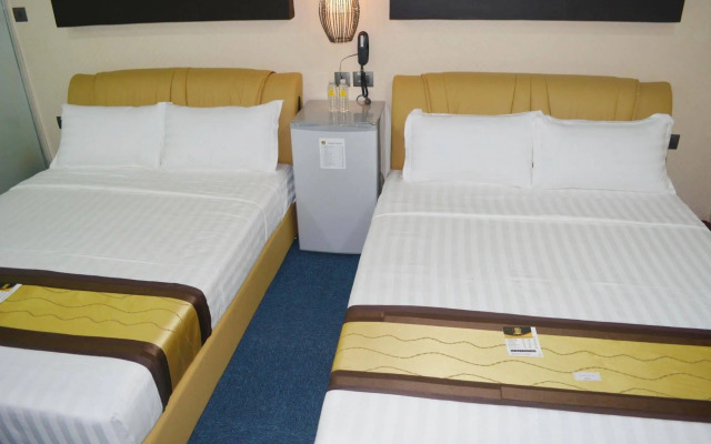 999 Hotel