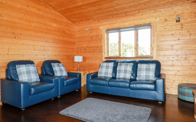 Maple Lodge