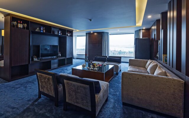 Central Luxury Ha Long Hotel