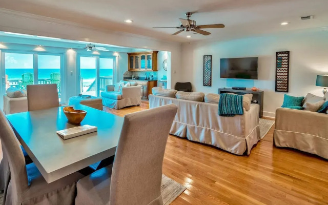 Green Reef Townhomes by Resort