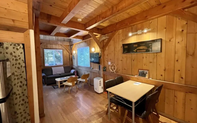 Black Bear Cottage