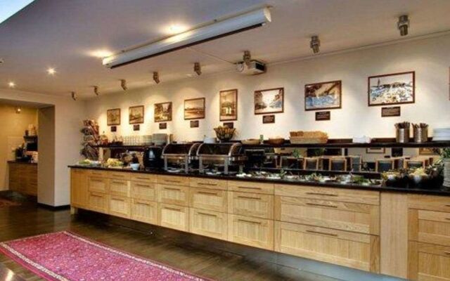 Home Hotel Drott