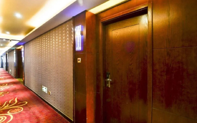 Yiwu Feinidi Inn