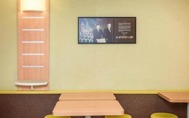 ibis budget Senlis