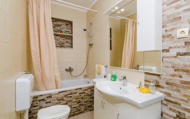 Nice Home in Slano With Wifi and 3 Bedrooms