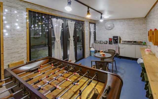 Gyeongju M and K Pool Villa Pension