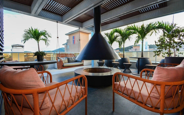 Gaivotas Golden - a 200 metros da praia