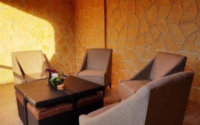 Hotel Maya