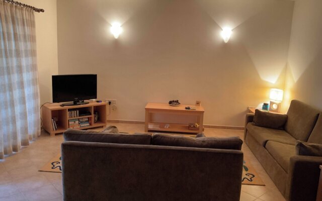 Fabulous 2 Bed Apartment in Safakoy Cyprus