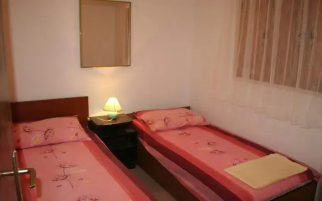 Apartment Djulijana