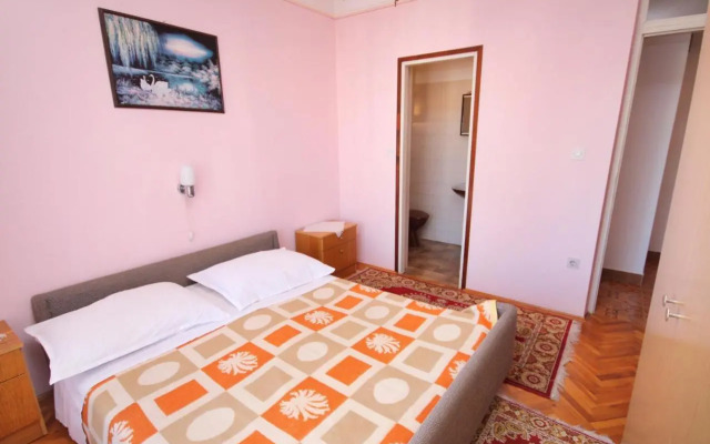 Apartment Palit 5061a