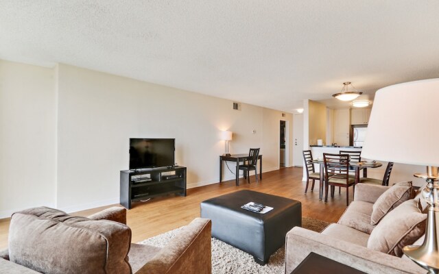 Global Luxury Suites at Via Marina