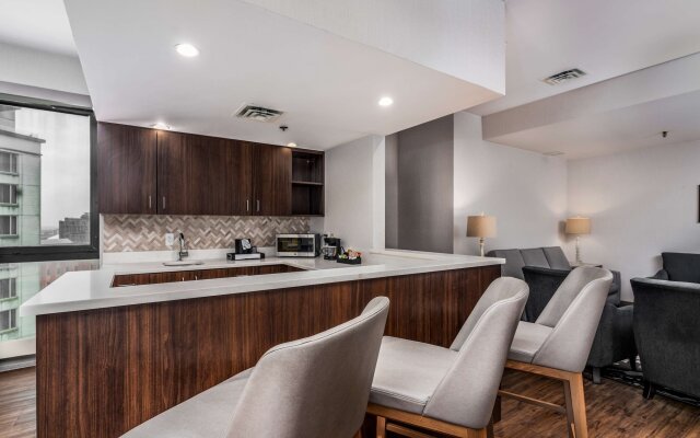 Embassy Suites by Hilton Indianapolis Downtown