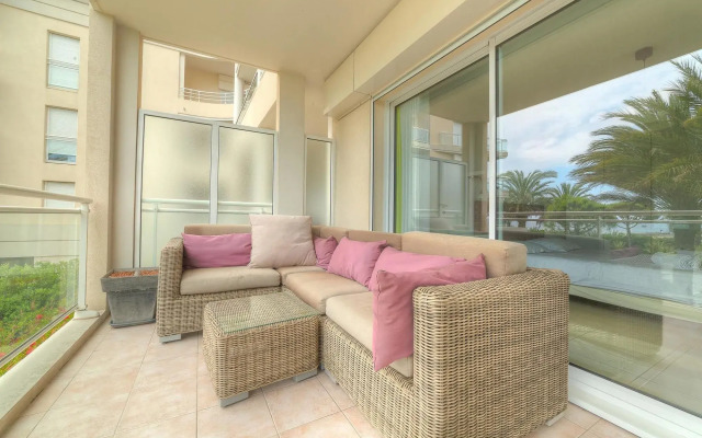 Royal Palm Apartment 1