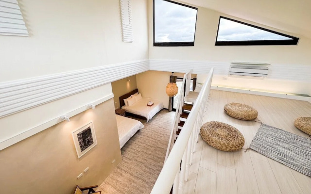 Cliff Villa