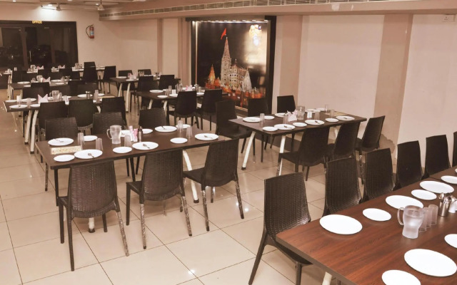 Hotel Rudra Plaza