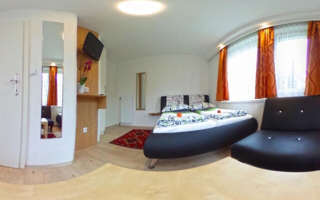 Haus Charlie