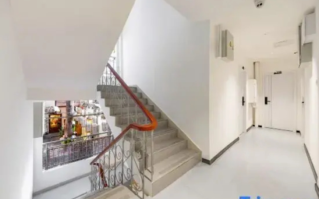 Xihu Homestay Hotel (Sanfang Qixiang Historical and Cultural Block)