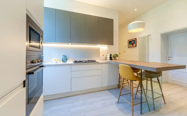 Stylish 2BD Apartment in Siena Porta Camollia