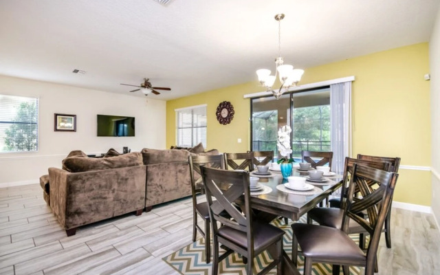 Champions Gate 1403MVD