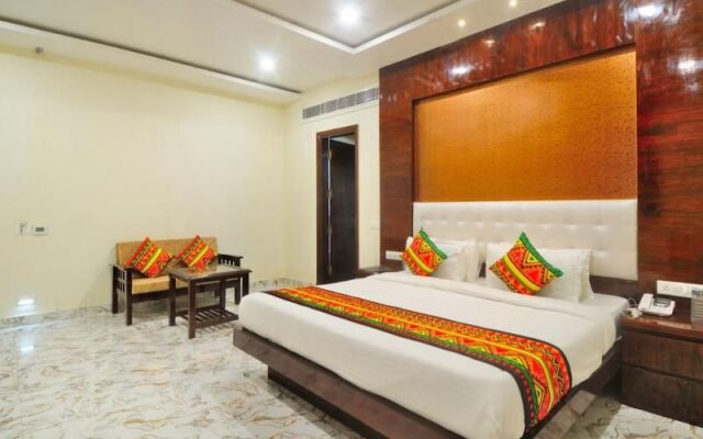 Hotel Grand Uddhav