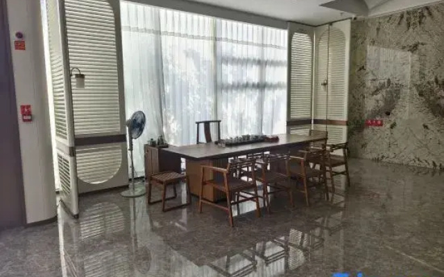 Nanping Aiweier Art Hotel