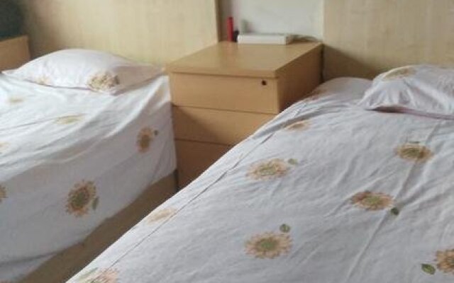 Backpacker Youth Hostel