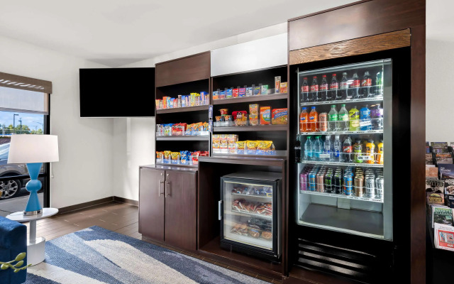 Comfort Suites Cullman I-65 Exit 310