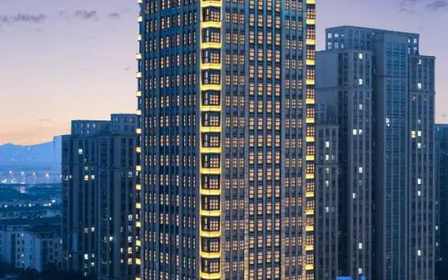 Kunshan High tech Zone Xinxin Kechuang Atour Hotel